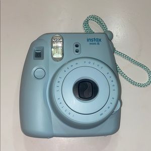 polaroid camera